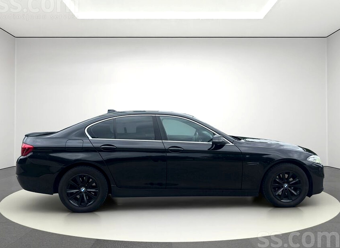 BMW 520 — foto 6