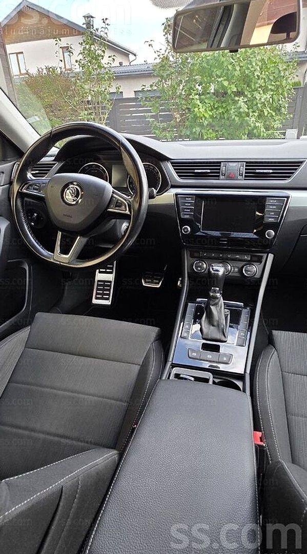 Škoda Superb — foto 6