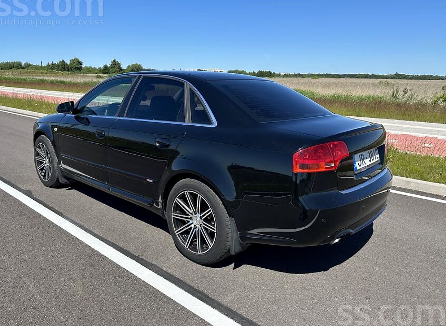 Audi A4 — foto 4