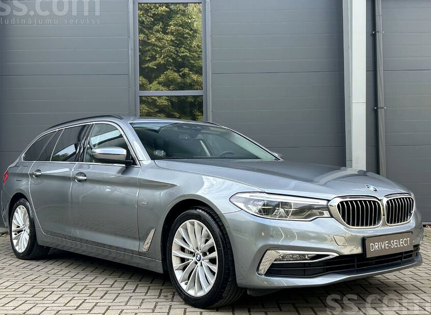 BMW 530 — foto 5
