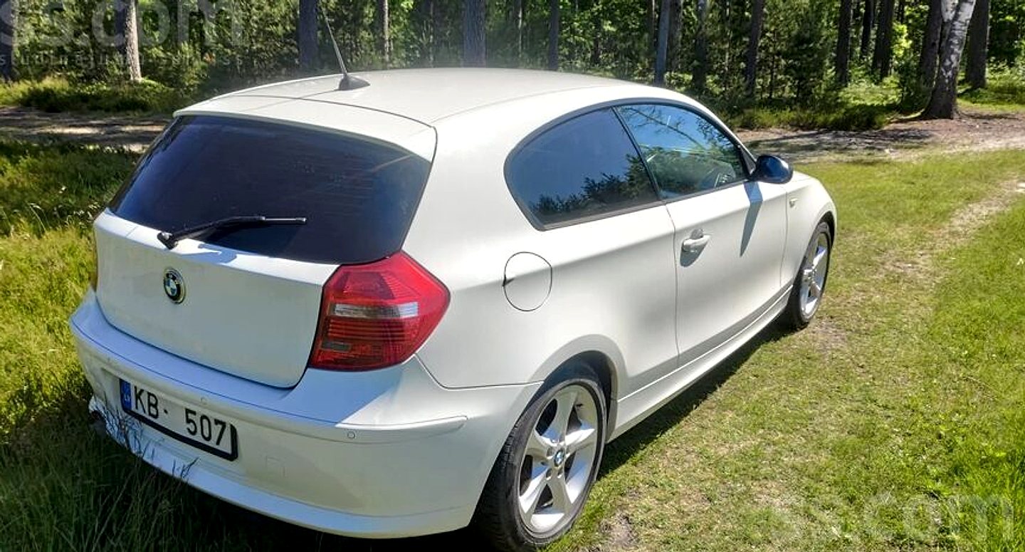 BMW 118 — foto 5
