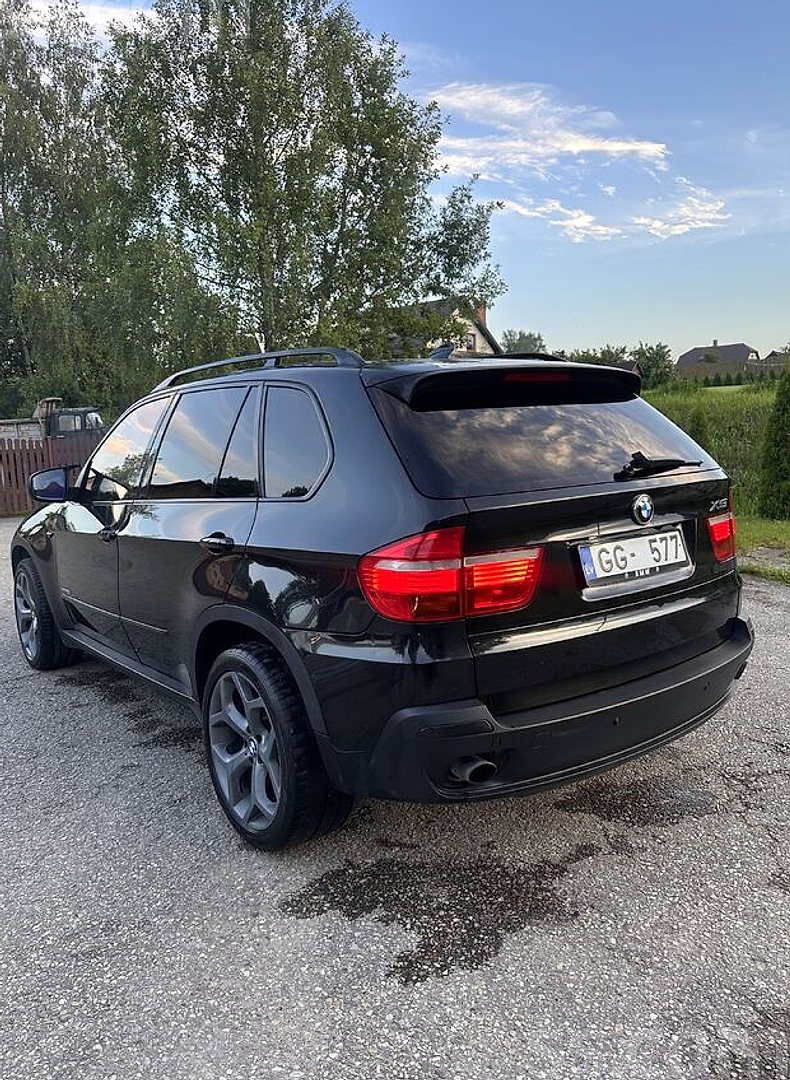 BMW X5 — foto 3