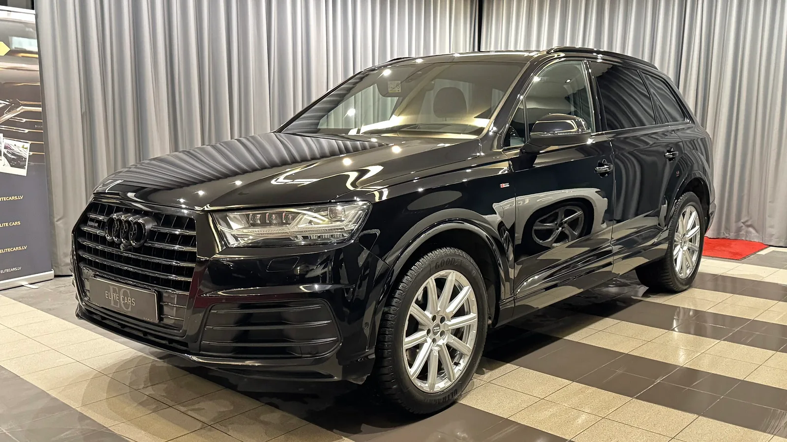 Audi Q7, 2015. gads