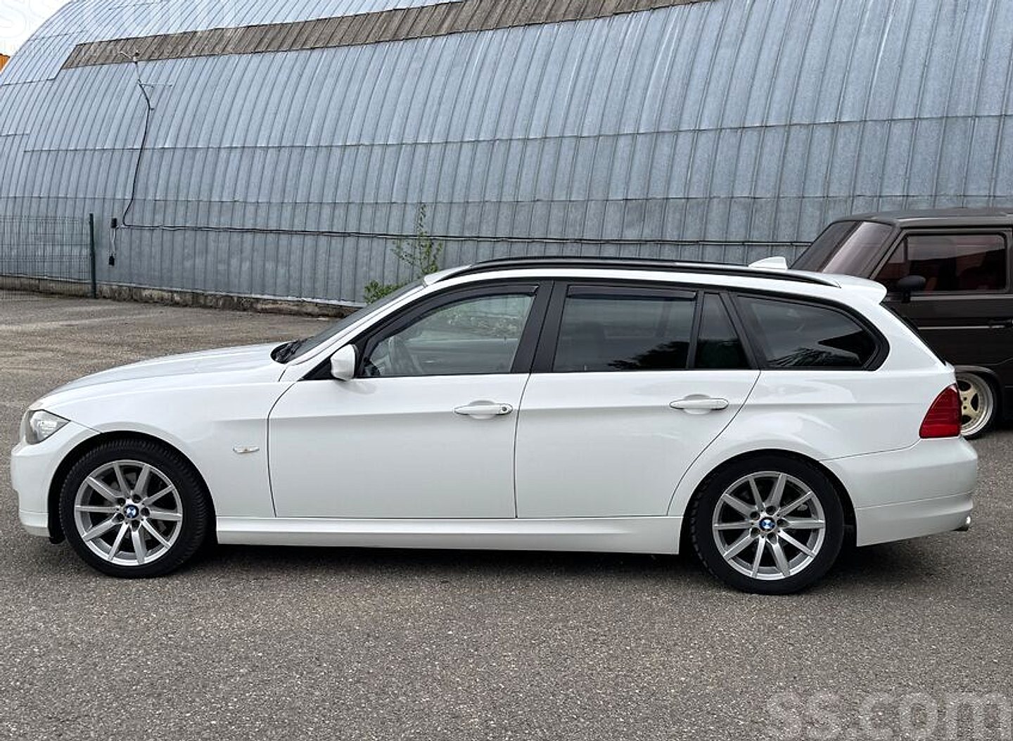 BMW 320 — foto 6
