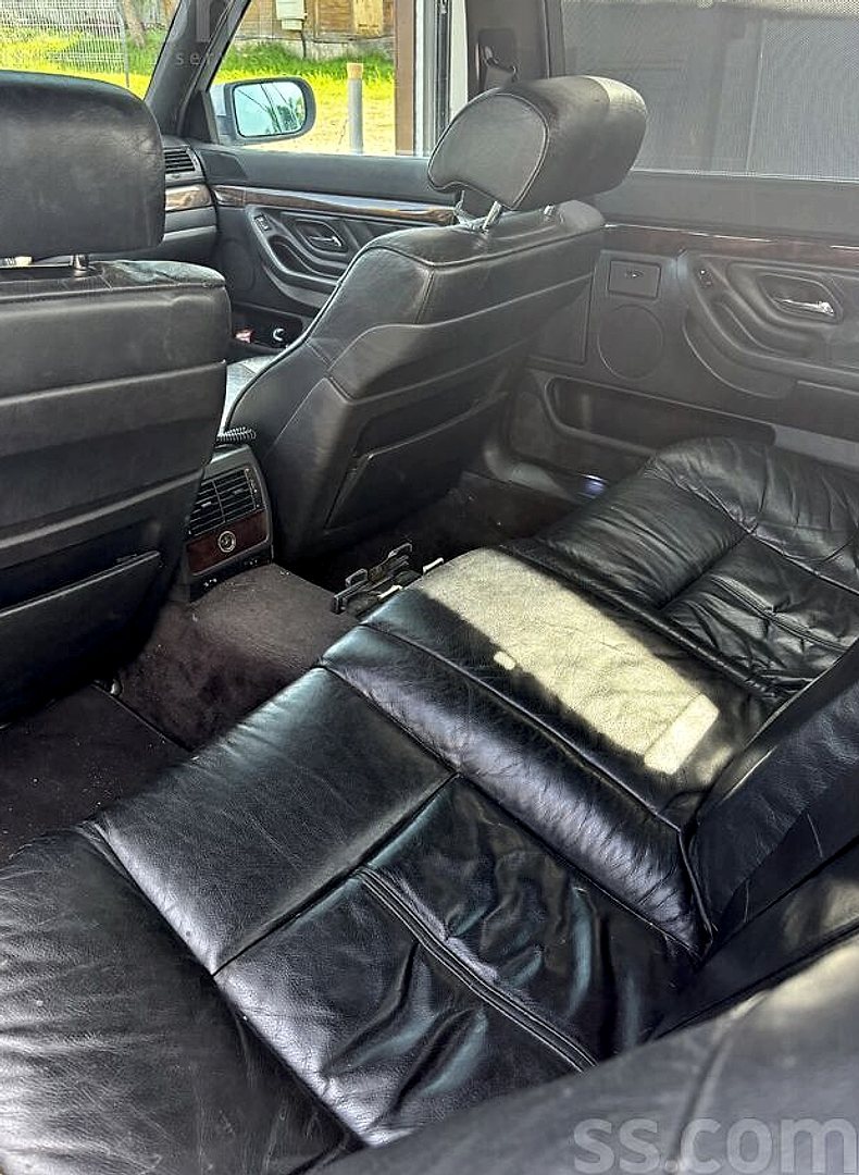 BMW 740 — foto 4