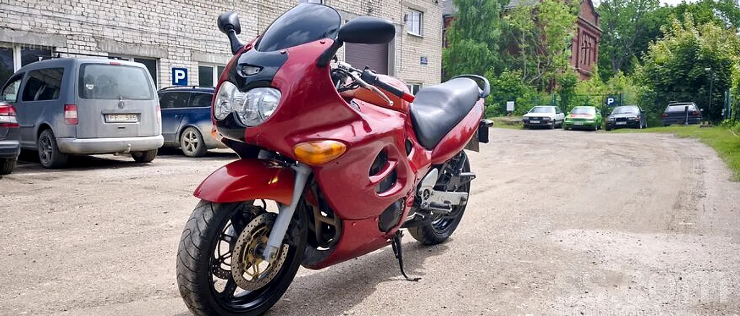 Suzuki Gsx 600f
