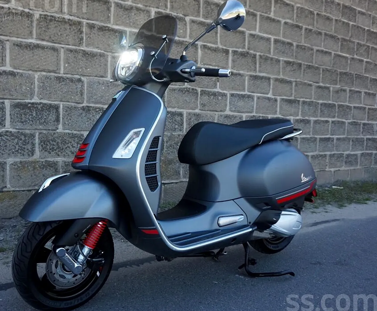 Vespa Gsi 125, 2023. gads