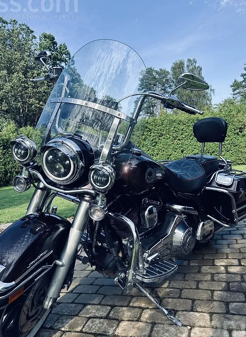 Harley-Davidson Flhpi, 1999. gads