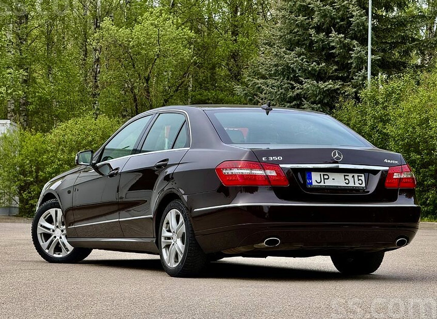 Mercedes-Benz E350 — foto 4