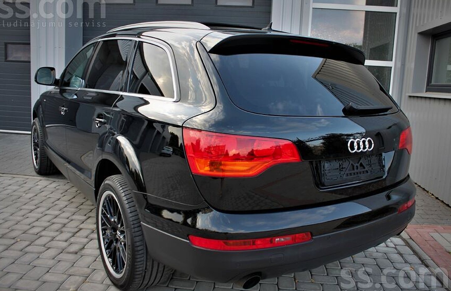 Audi Q7 — foto 2