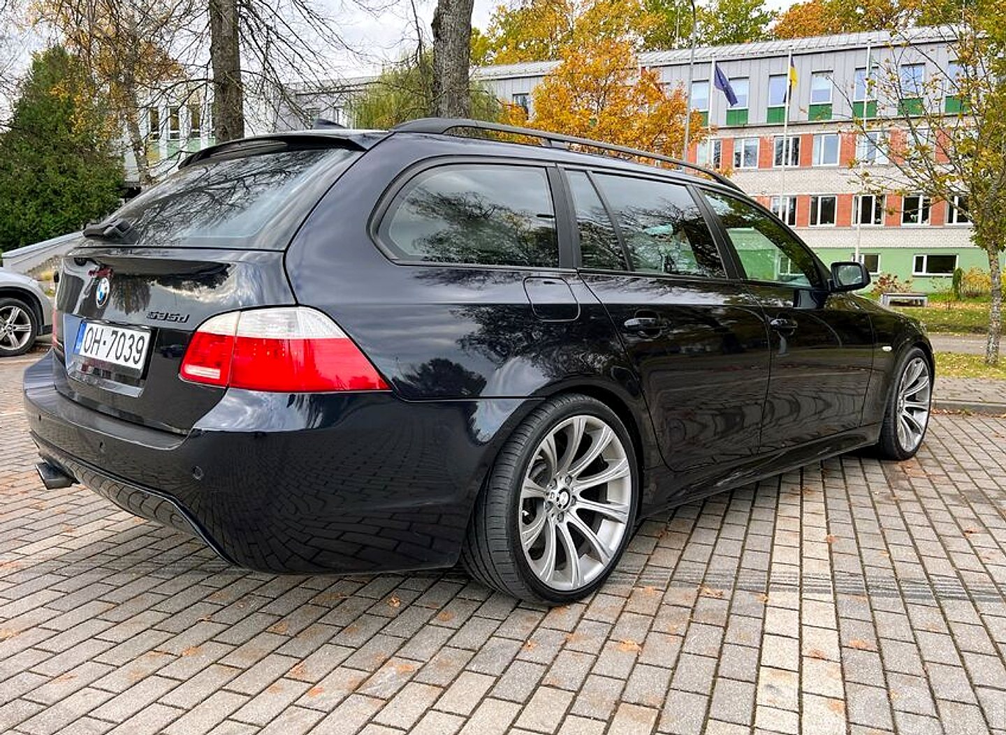 BMW 535 — foto 6