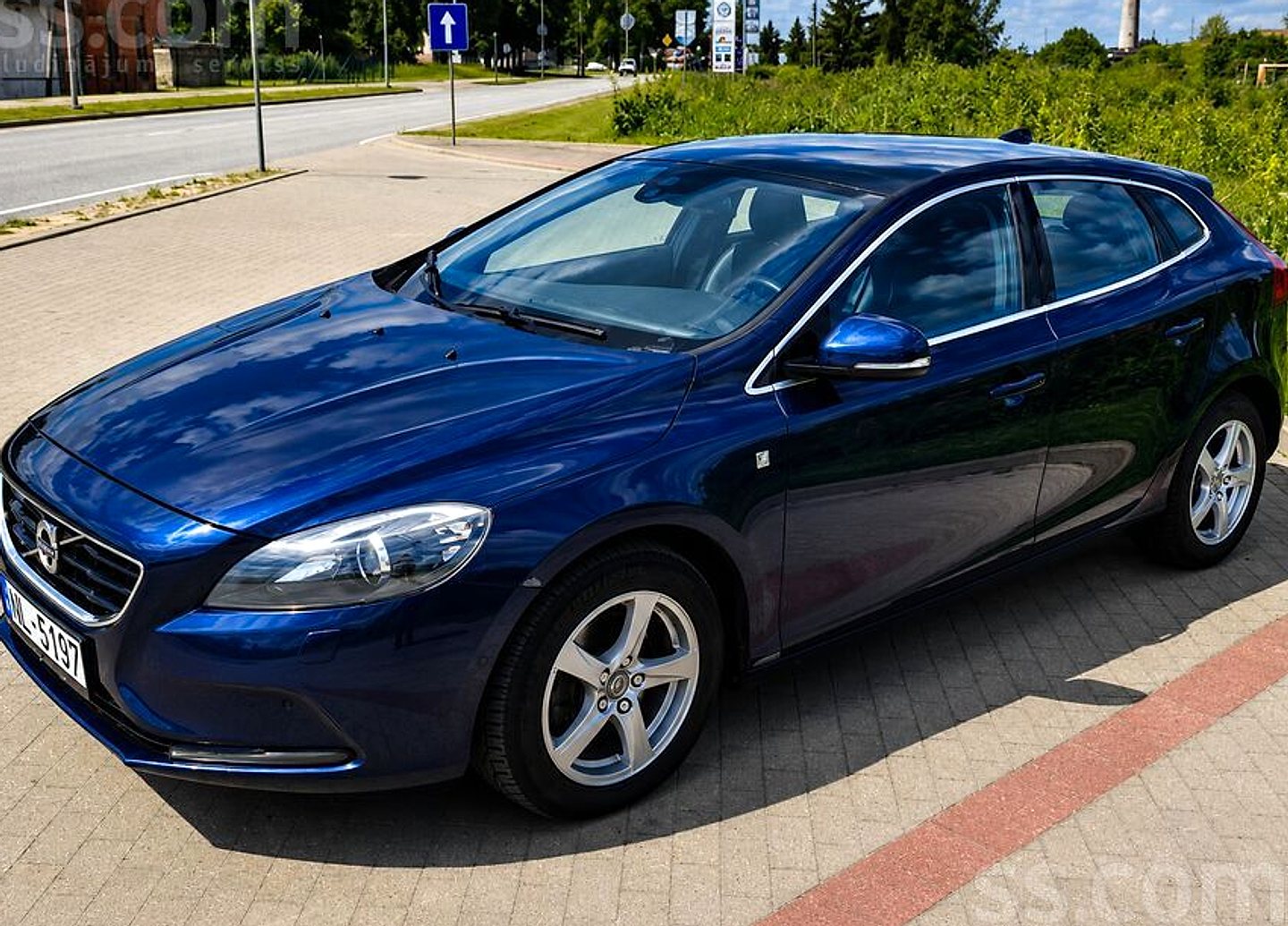 Volvo V40 — foto 2