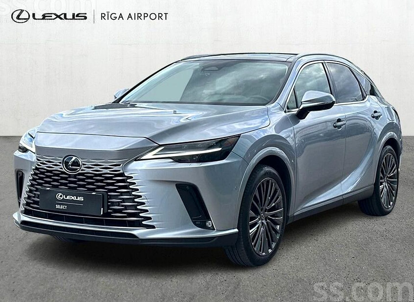 Lexus RX, 2023. gads