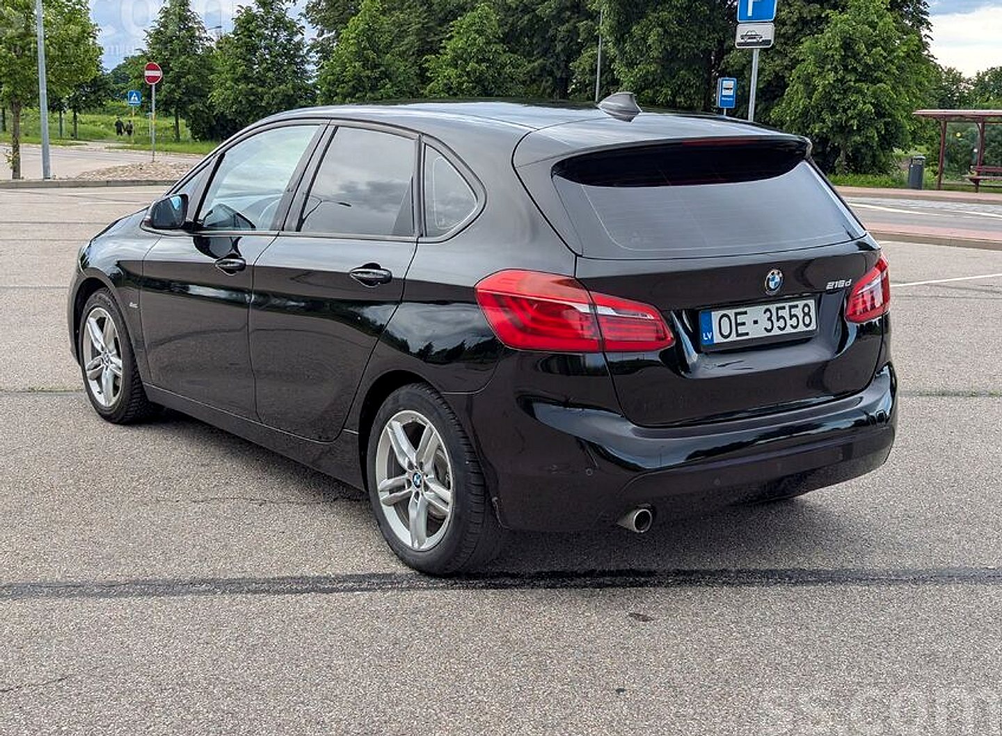 BMW 218 — foto 4