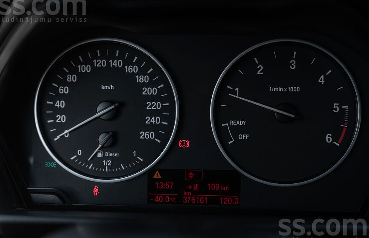 BMW 118 — foto 5