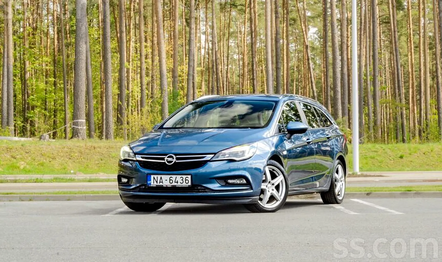Opel Astra, 2017. gads