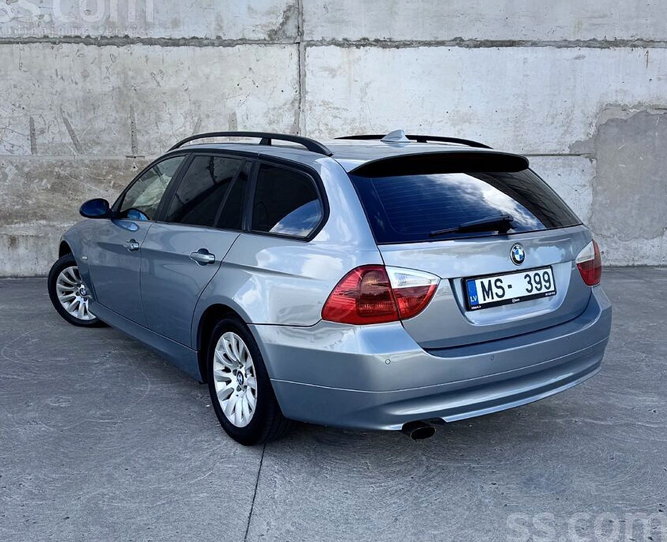 BMW 320 — foto 6