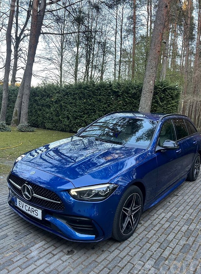 Mercedes-Benz C300 — foto 2