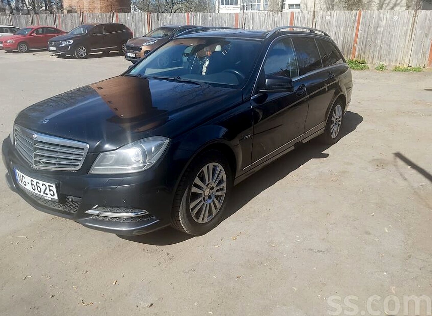 Mercedes-Benz C220 — foto 6