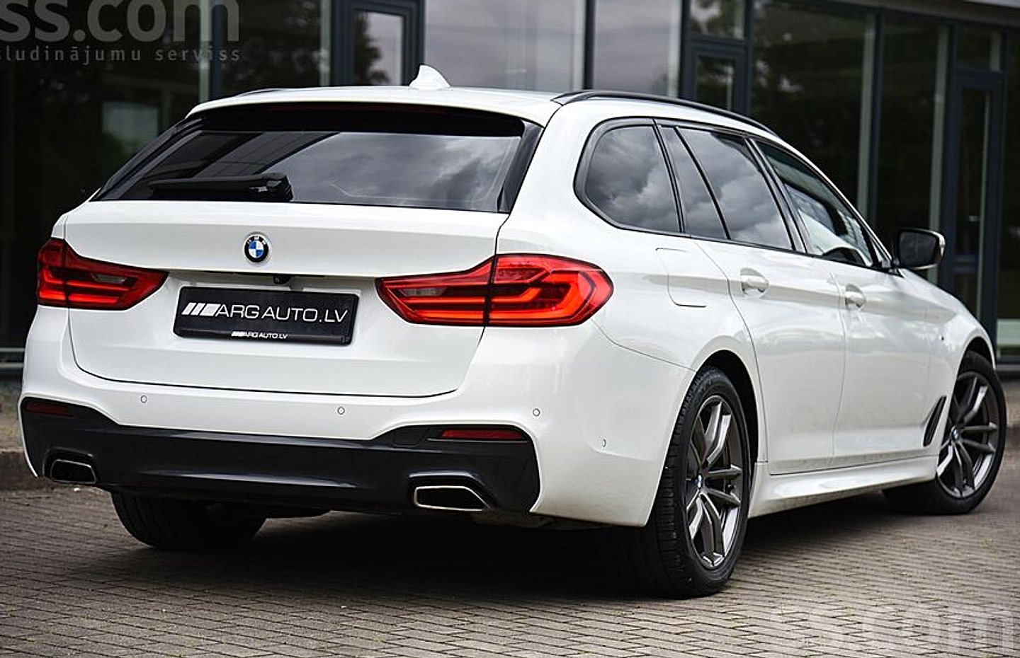 BMW 530 — foto 6