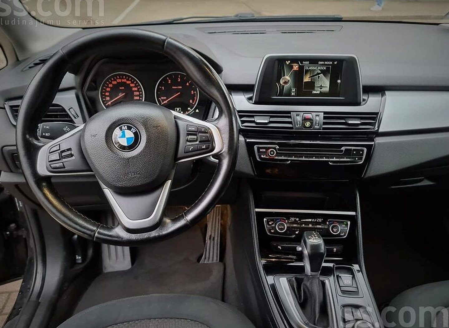 BMW 216 — foto 4