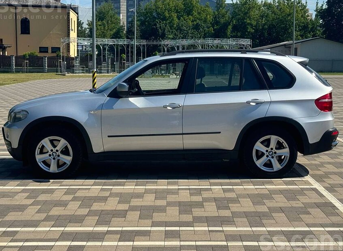 BMW X5 — foto 2