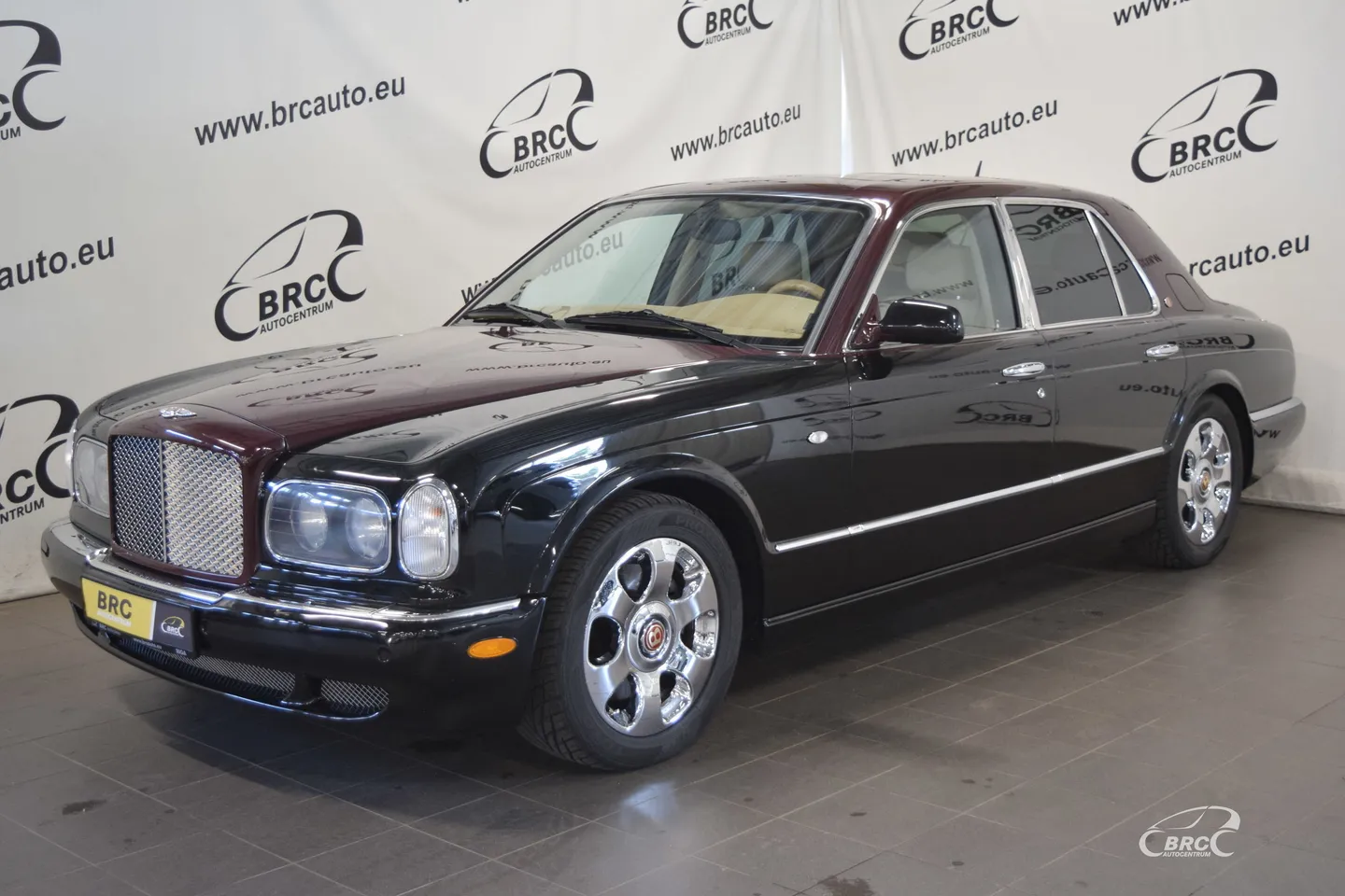 Bentley Arnage, 2002. gads