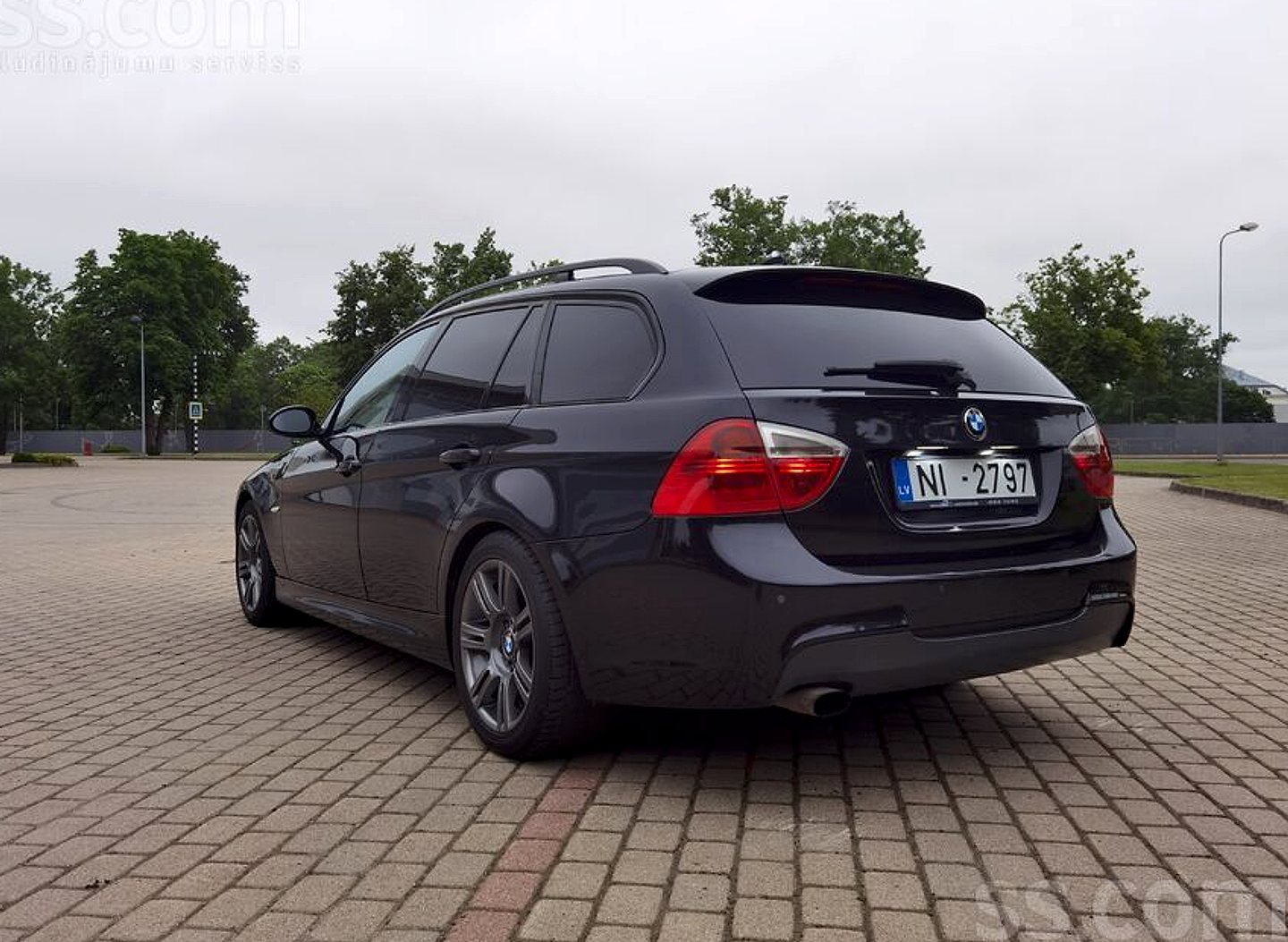 BMW 320 — foto 6