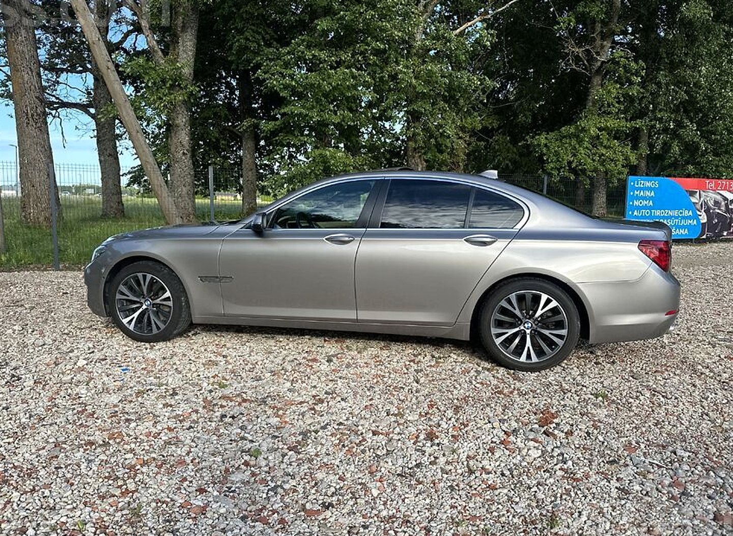 BMW 730 — foto 4