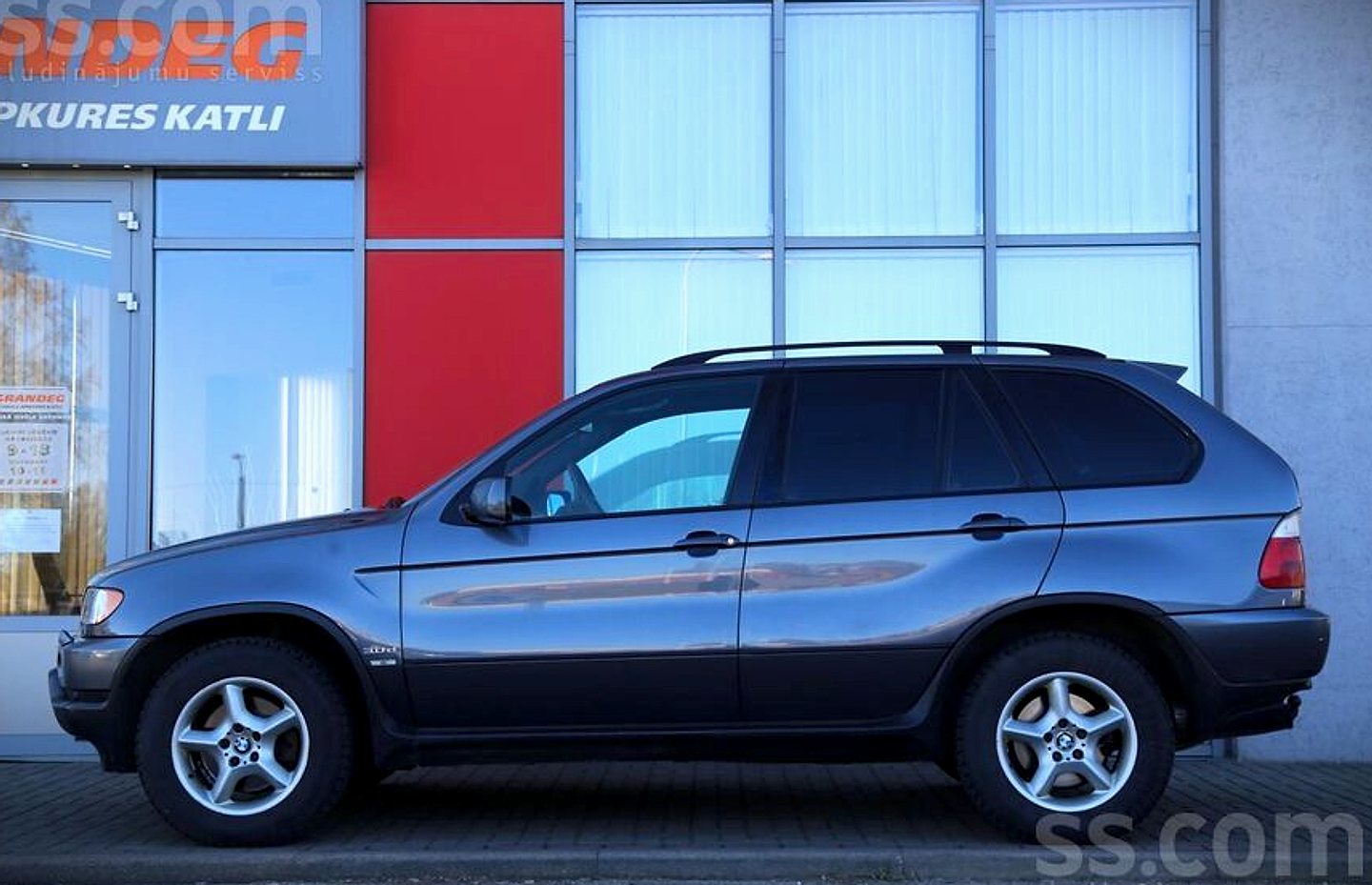 BMW X5 — foto 2