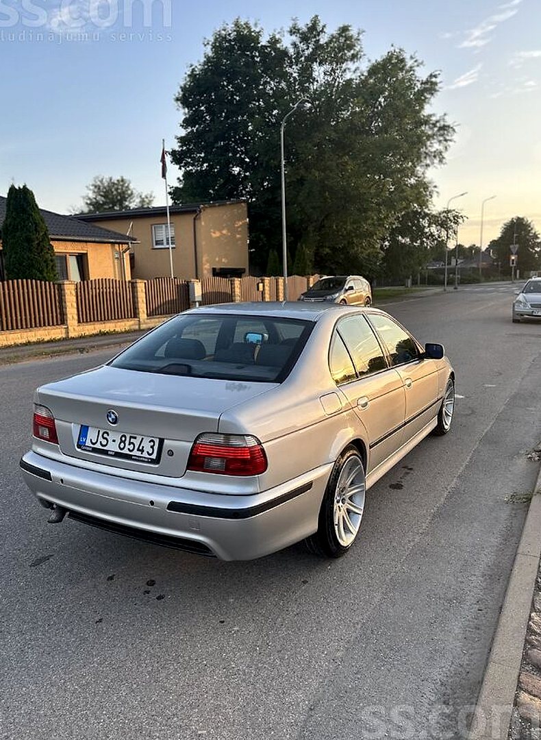 BMW 530 — foto 5