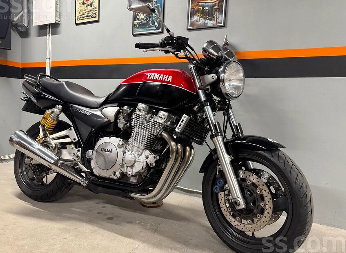 Yamaha Xjr1300, 2000. gads