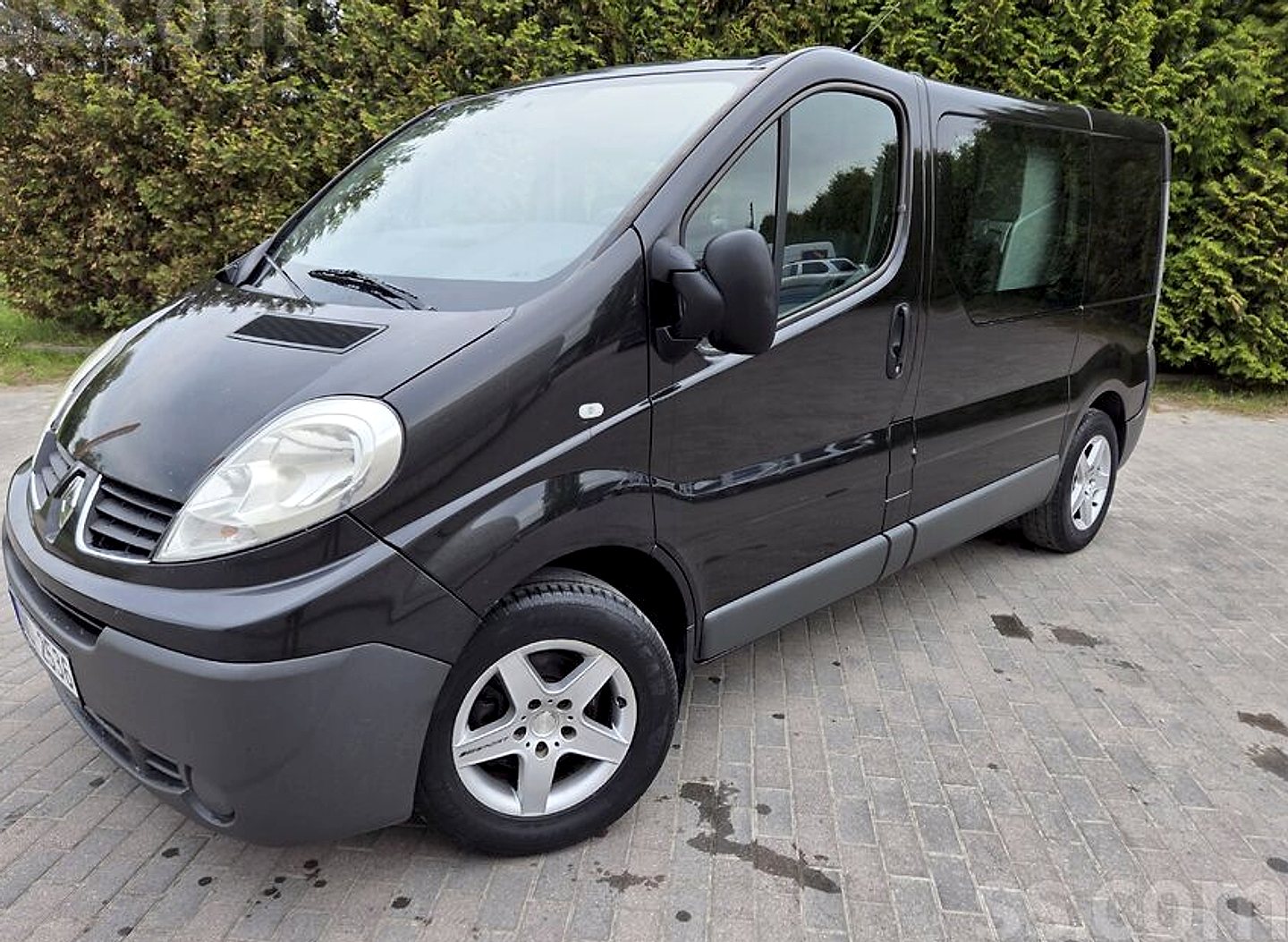 Renault Trafic — foto 3