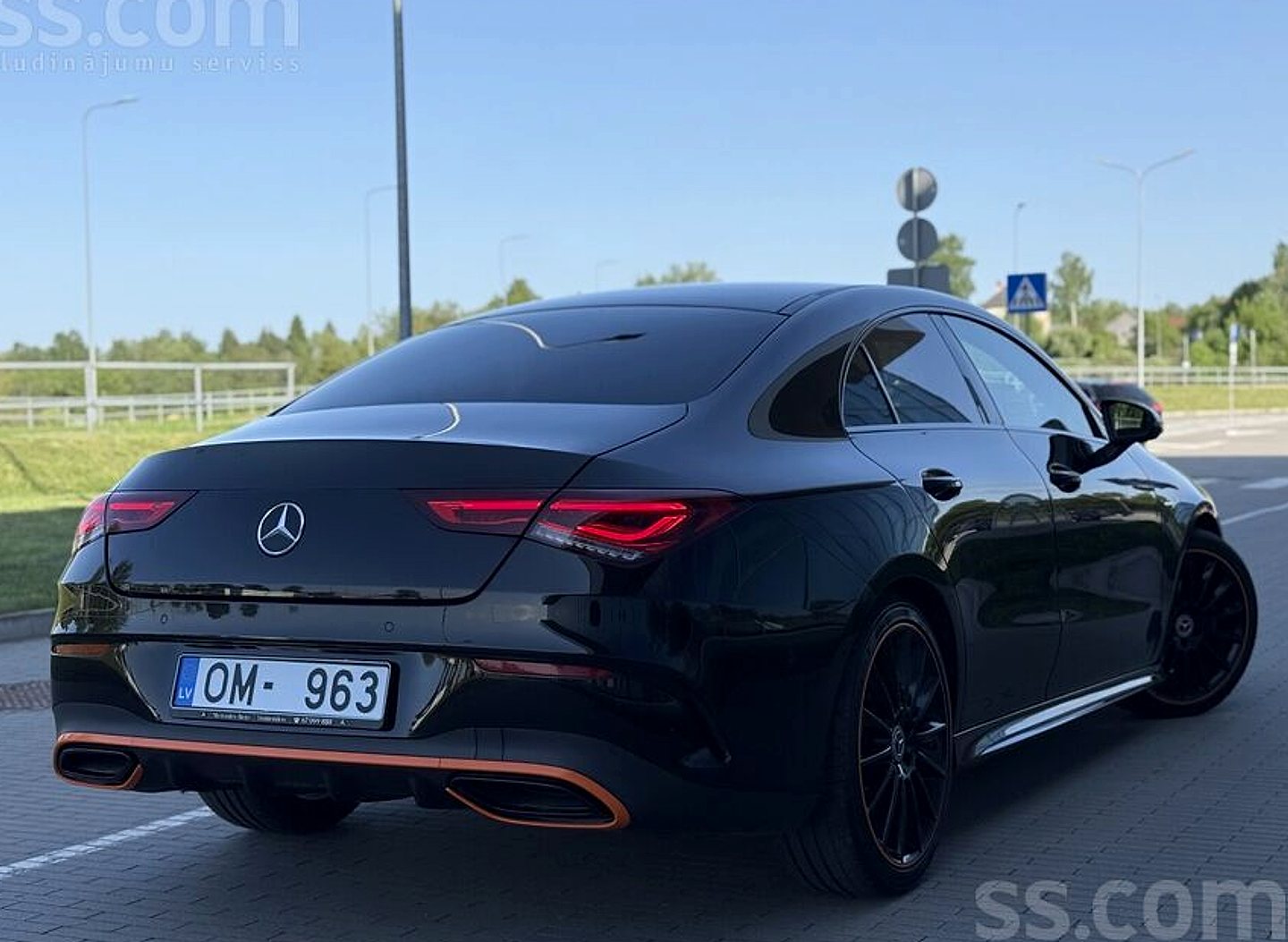 Mercedes-Benz CLA180 — foto 5