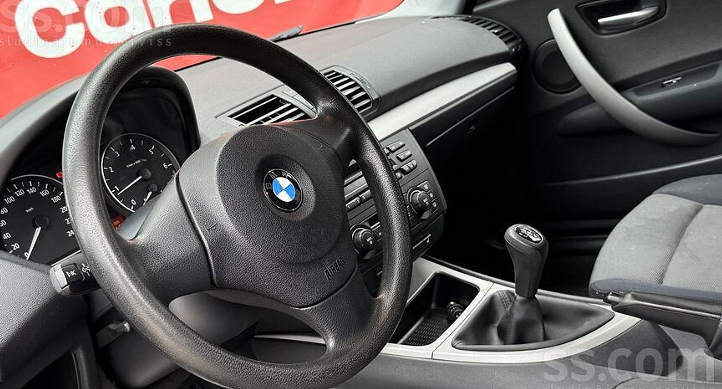 BMW 116 — foto 5