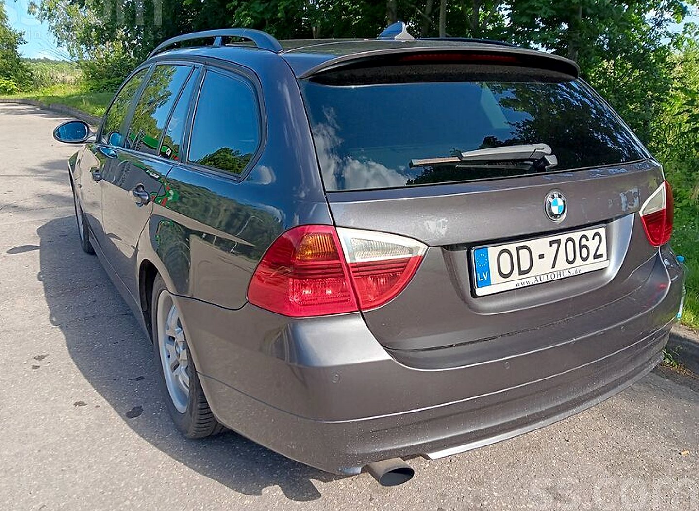 BMW 320 — foto 3