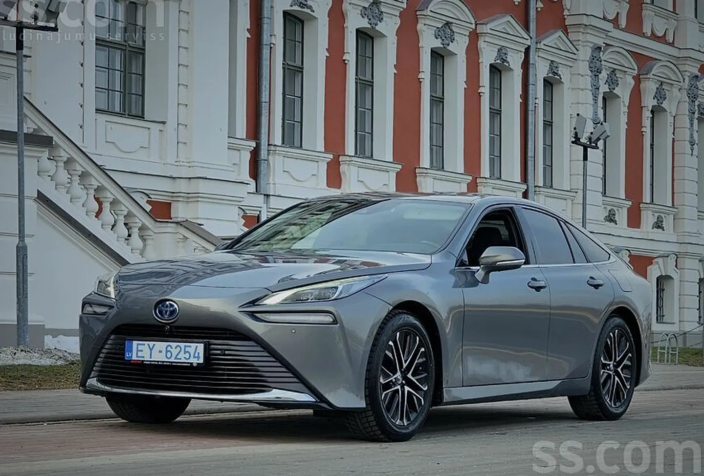 Toyota Mirai, 2021. gads