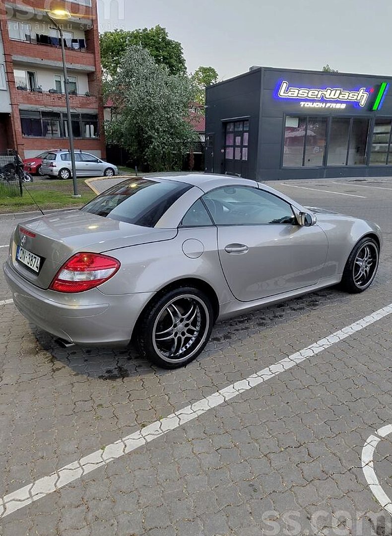 Mercedes-Benz SLK200 — foto 4