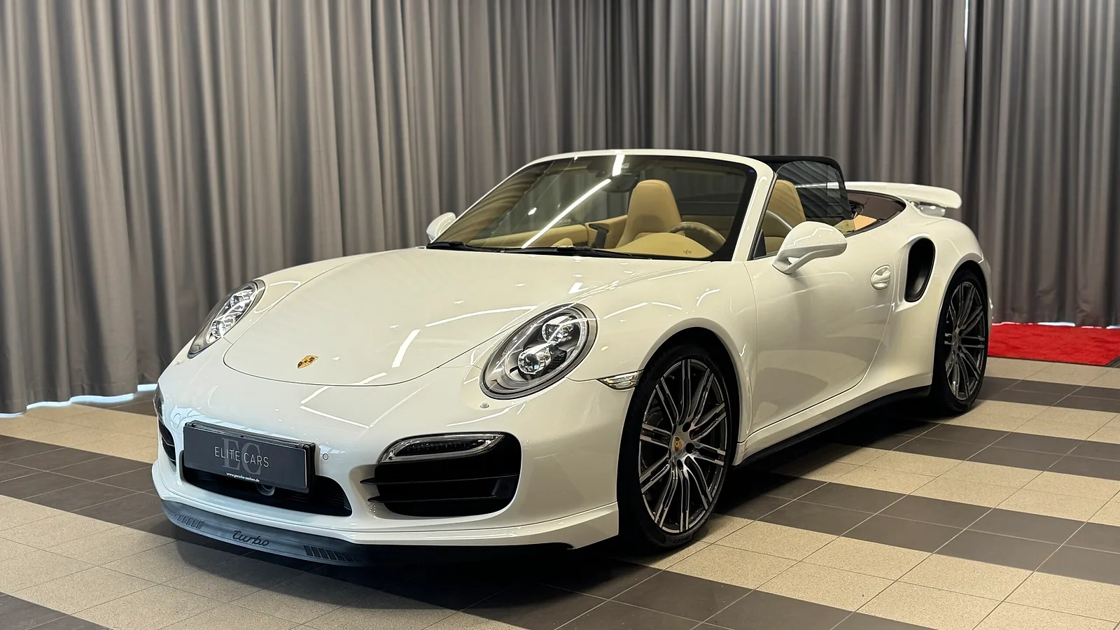Porsche 911, 2013. gads