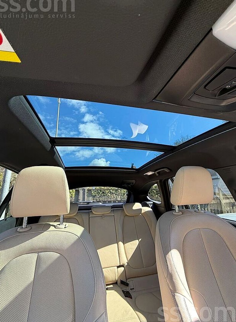 BMW X1 — foto 5