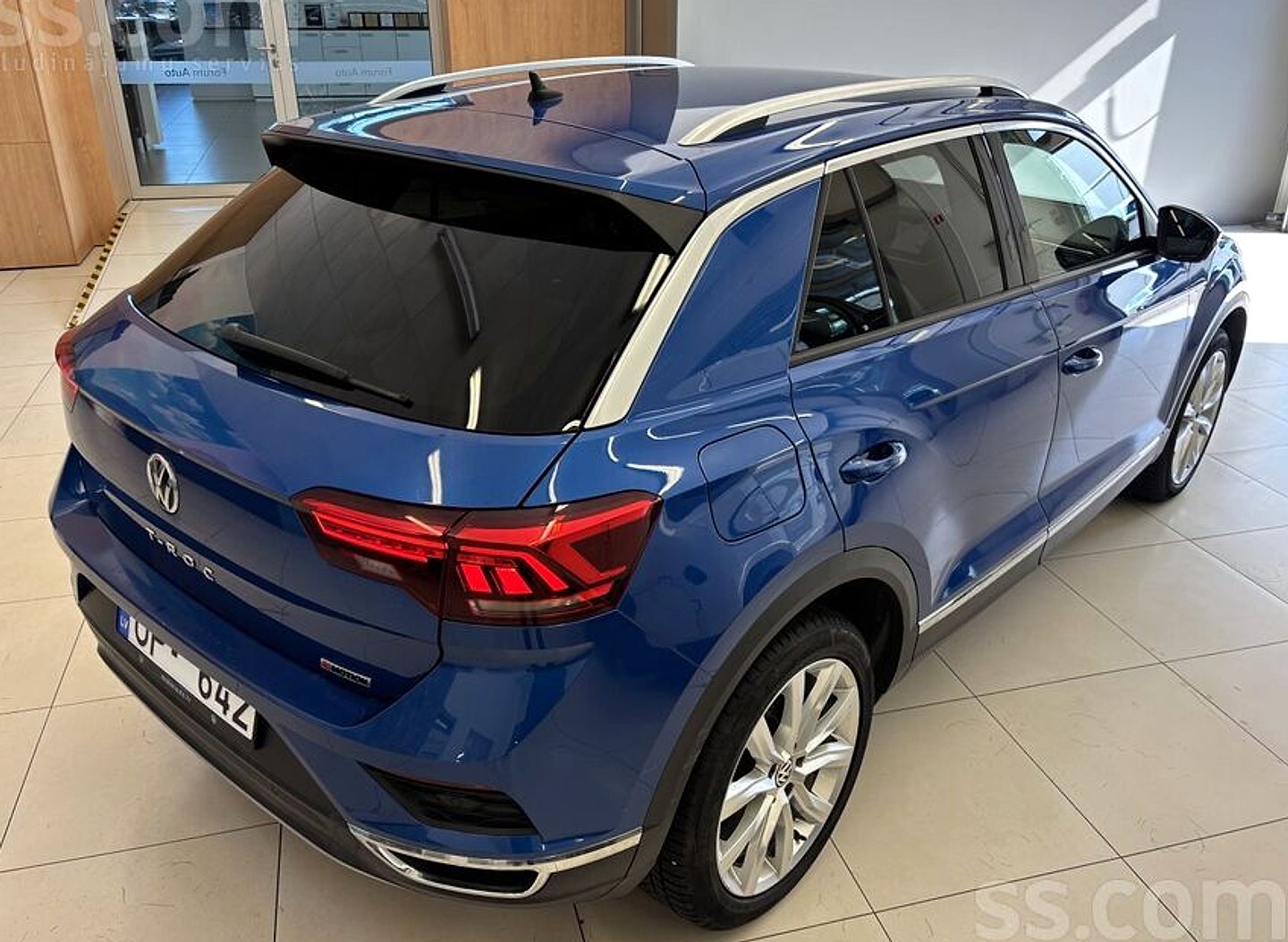 Volkswagen T-Roc — foto 4