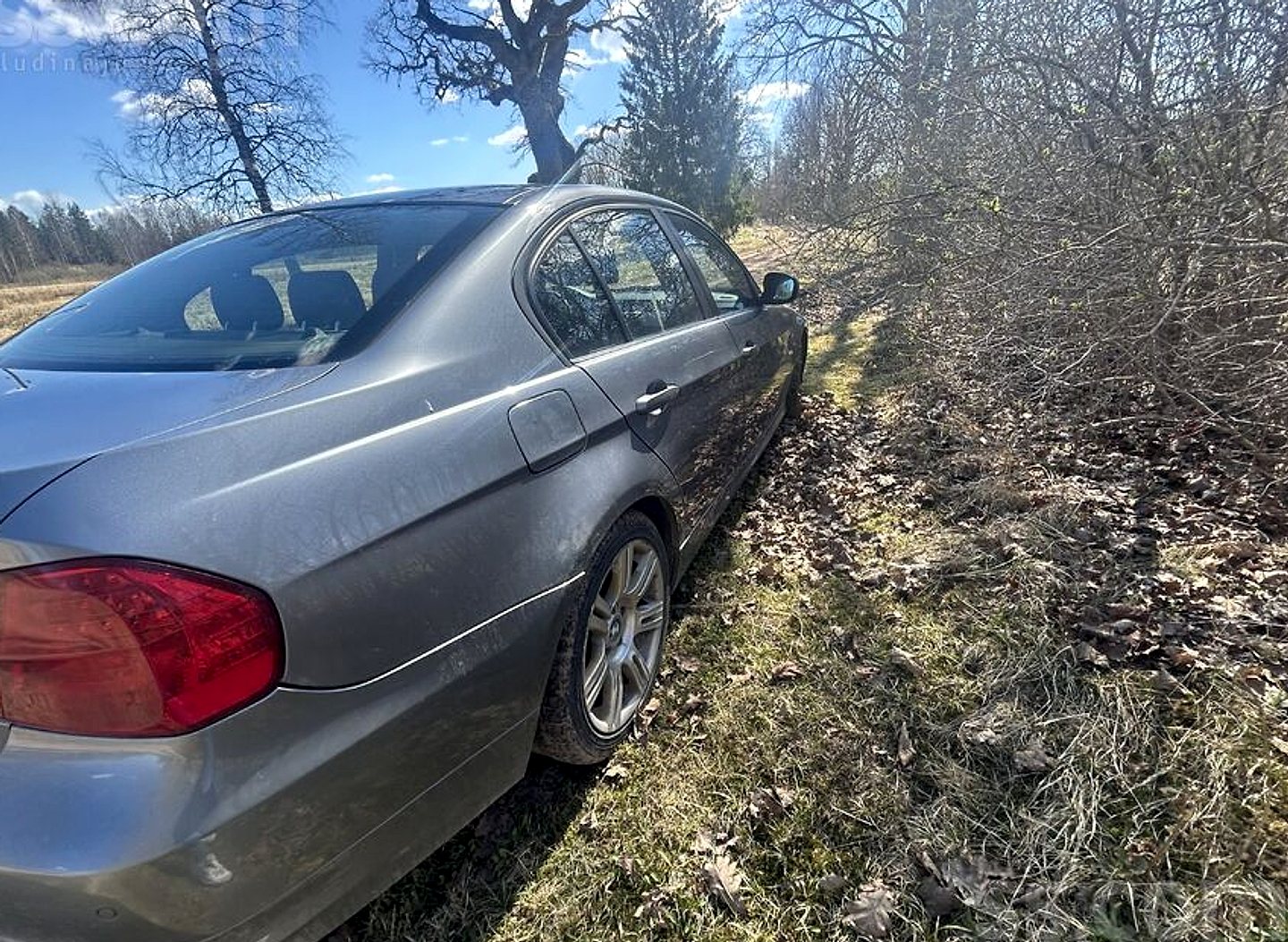 BMW 320 — foto 5