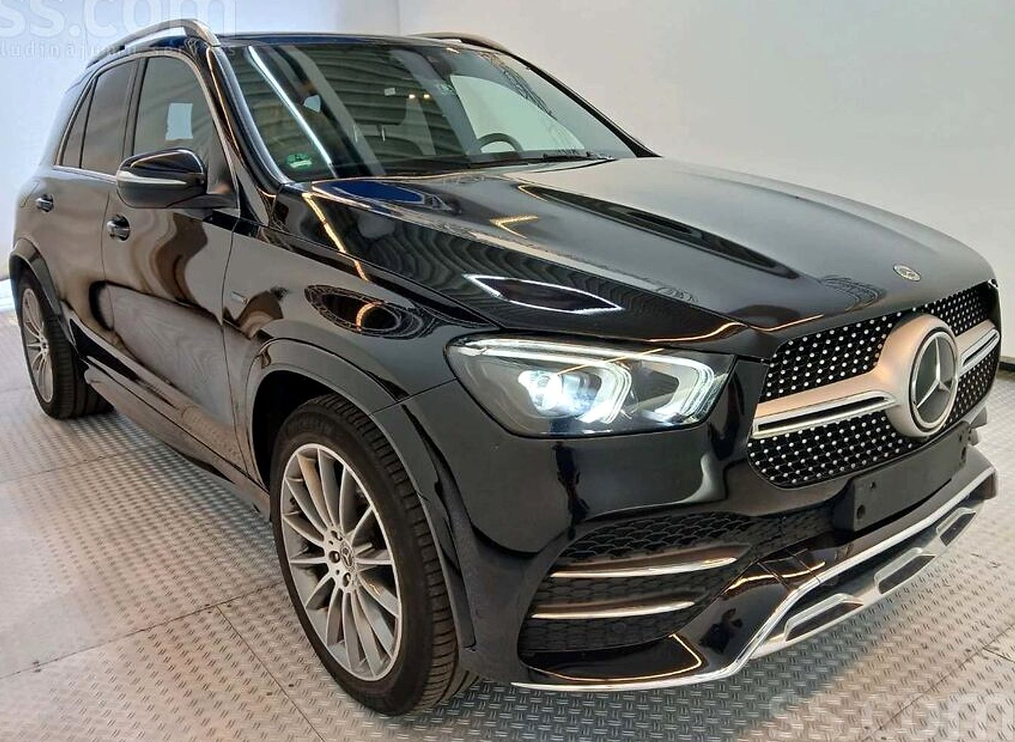 Mercedes-Benz GLE 350 — foto 2