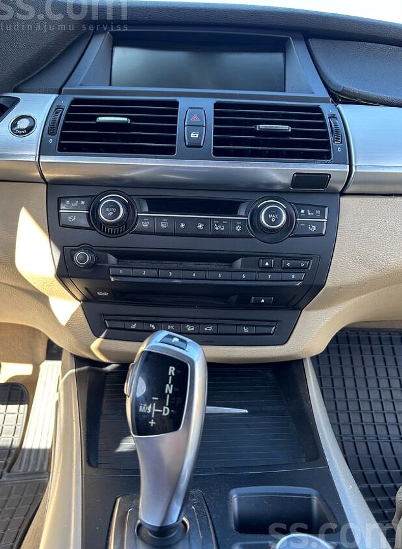 BMW X5 — foto 5