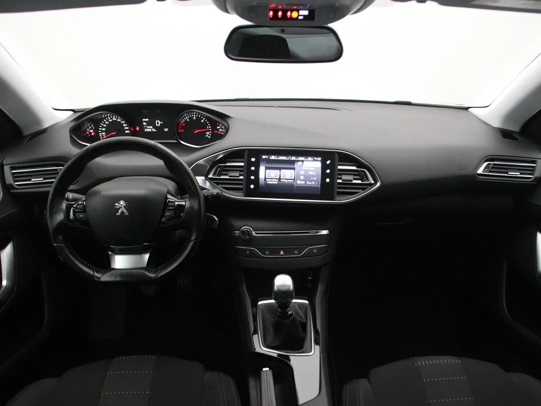 Peugeot 308 — foto 3