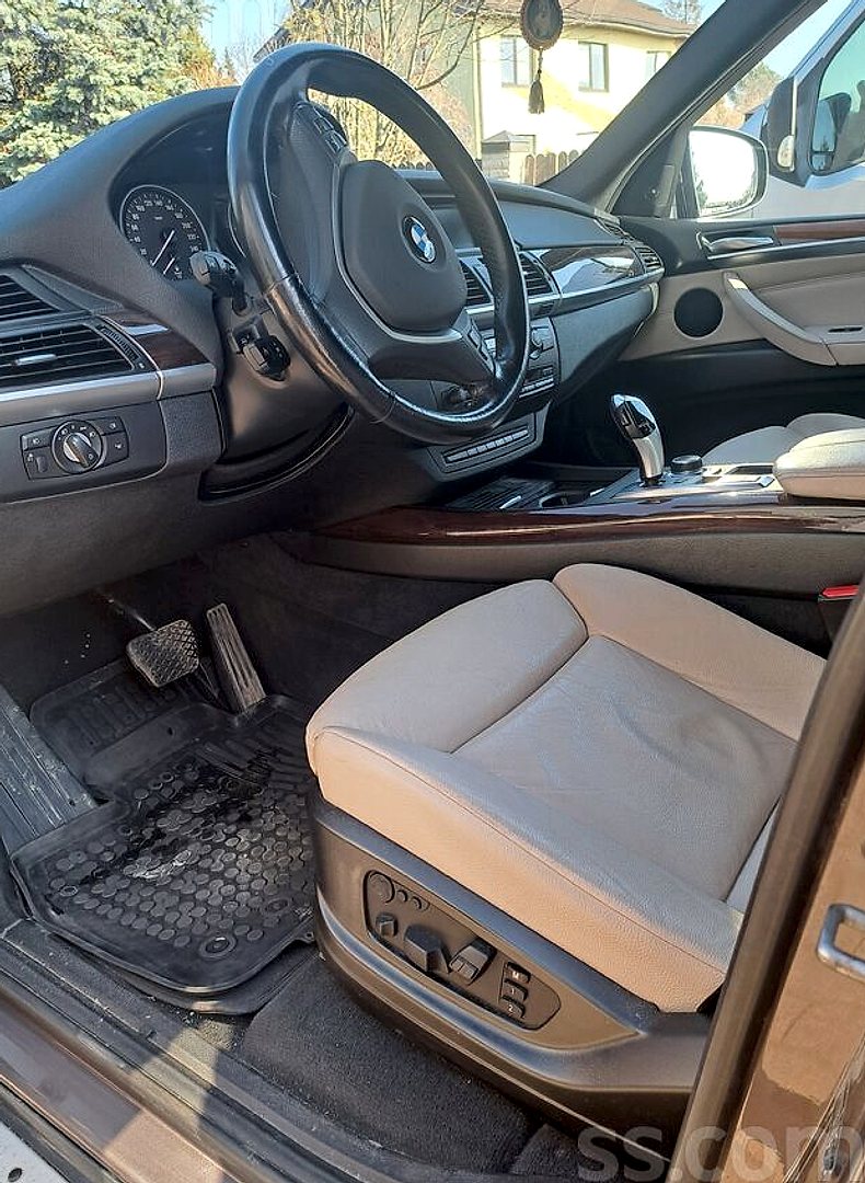 BMW X5 — foto 5