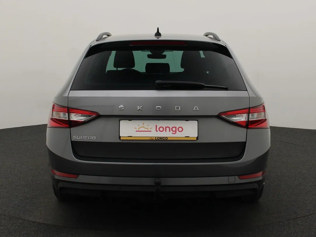 Škoda Superb — foto 6