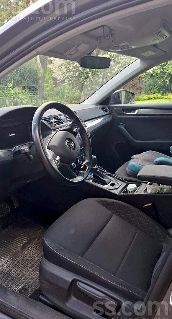 Škoda Superb — foto 3