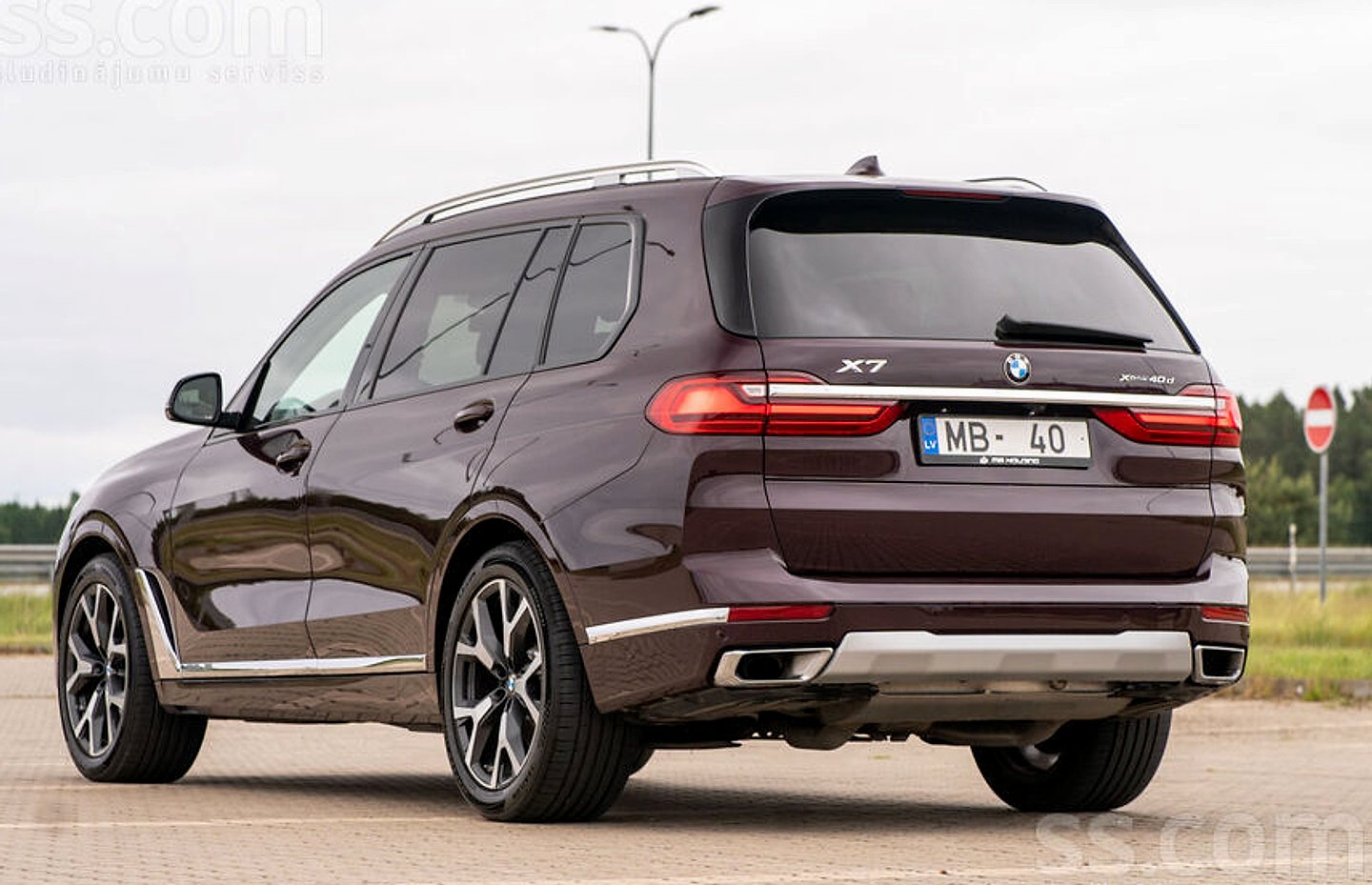 BMW X7 — foto 4