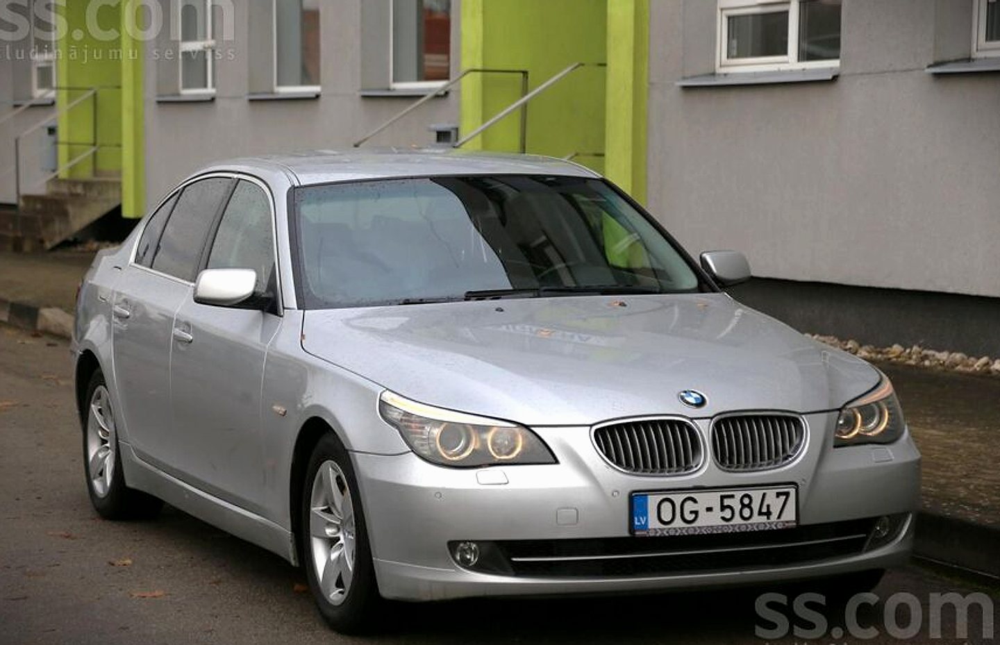 BMW 525 — foto 4